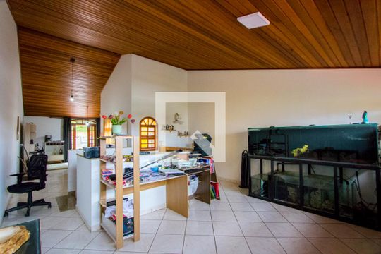 Sótão de casa para alugar com 3 quartos, 550m² em Jardim Las Vegas, Santo André
