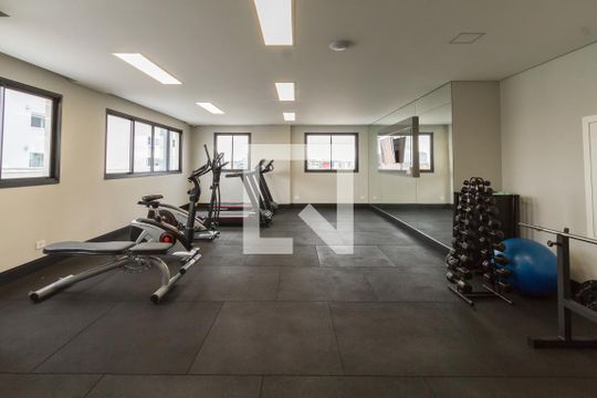 Área comum - Academia de apartamento para alugar com 2 quartos, 34m² em Centro, Curitiba