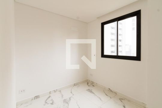 Quarto 1 de apartamento para alugar com 2 quartos, 34m² em Centro, Curitiba