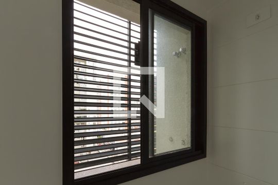 Cozinha e Área de Serviço de apartamento para alugar com 2 quartos, 34m² em Centro, Curitiba