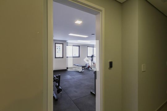 Área comum - Academia de apartamento para alugar com 2 quartos, 34m² em Centro, Curitiba