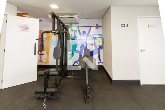 Área comum - Academia de apartamento para alugar com 2 quartos, 34m² em Centro, Curitiba