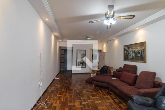 Sala de apartamento para alugar com 3 quartos, 164m² em Centro, Curitiba