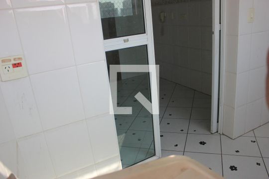 Lavanderia/ Área de serviço de apartamento à venda com 3 quartos, 77m² em Jardim Flor da Montanha, Guarulhos