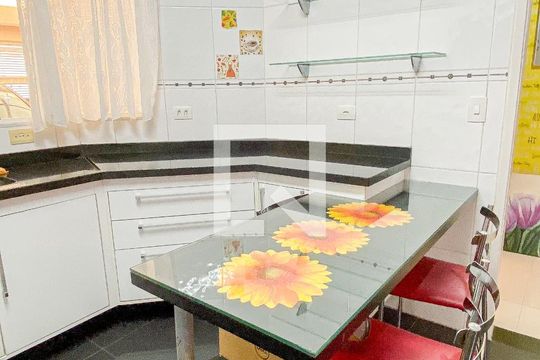 Cozinha de casa para alugar com 3 quartos, 212m² em Jardim Stella, Santo André