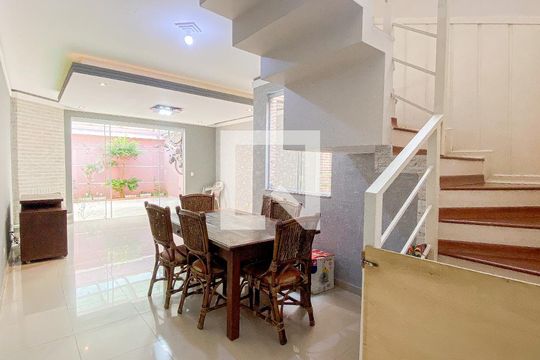 Sala - Sala de Jantar de casa para alugar com 3 quartos, 212m² em Jardim Stella, Santo André