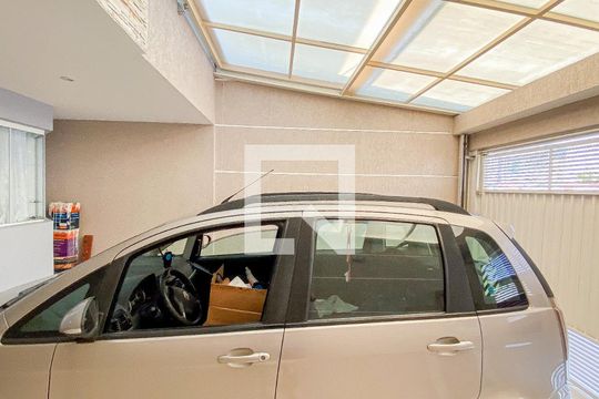 Garagem de casa para alugar com 3 quartos, 212m² em Jardim Stella, Santo André