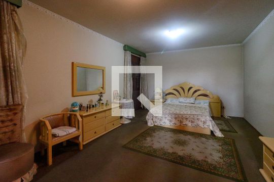 Suíte 1 de casa para alugar com 4 quartos, 800m² em Jardim Ipanema (zona Sul), São Paulo