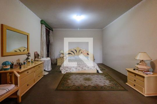 Suíte 1 de casa para alugar com 4 quartos, 800m² em Jardim Ipanema (zona Sul), São Paulo