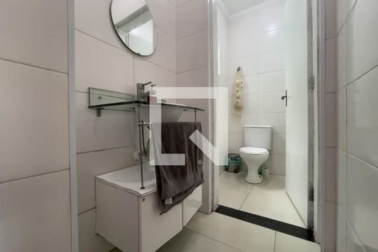Lavabo de casa à venda com 3 quartos, 100m² em Vila Verde, São Paulo