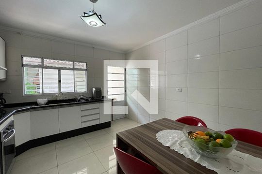 Cozinha de casa à venda com 3 quartos, 100m² em Vila Verde, São Paulo