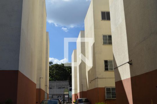 Edifício de apartamento à venda com 2 quartos, 47m² em Arvoredo, Contagem