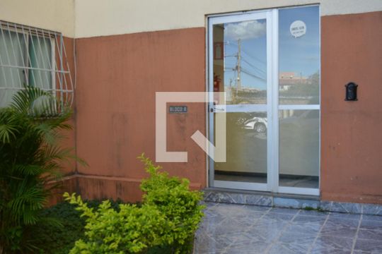 Bloco de apartamento à venda com 2 quartos, 47m² em Arvoredo, Contagem