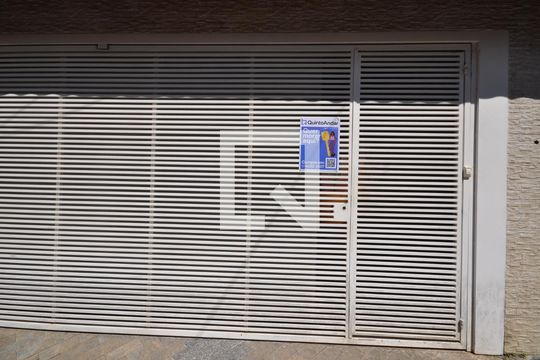 Fachada de casa à venda com 2 quartos, 200m² em Vila Medeiros, São Paulo