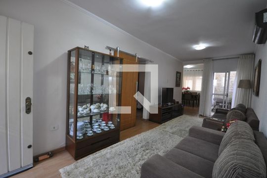 Casa à venda com 3 quartos, 500m² em Vila Mazzei, São Paulo