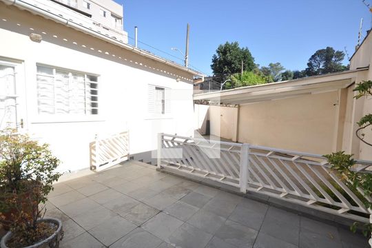 Quintal de casa à venda com 3 quartos, 500m² em Vila Mazzei, São Paulo