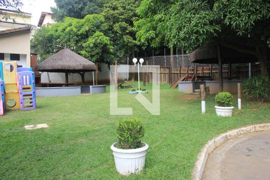 Área comum de casa de condomínio à venda com 3 quartos, 150m² em Portal dos Gramados, Guarulhos