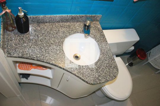 Lavabo de casa de condomínio à venda com 3 quartos, 150m² em Portal dos Gramados, Guarulhos