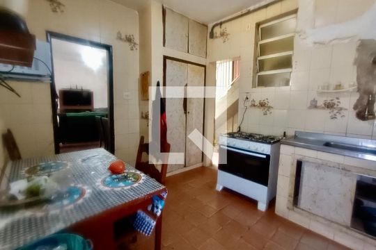 Cozinha / Copa de casa à venda com 5 quartos, 200m² em Botafogo, Rio de Janeiro