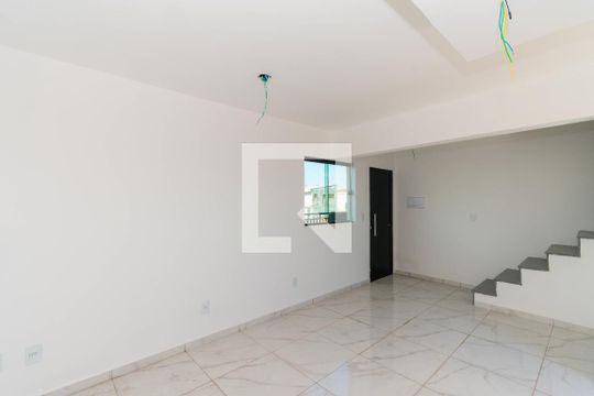 Sala de apartamento à venda com 2 quartos, 46m² em Itaquera, São Paulo