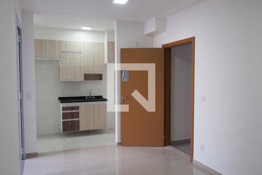 Sala de apartamento à venda com 2 quartos, 77m² em Horto Florestal, Jundiaí
