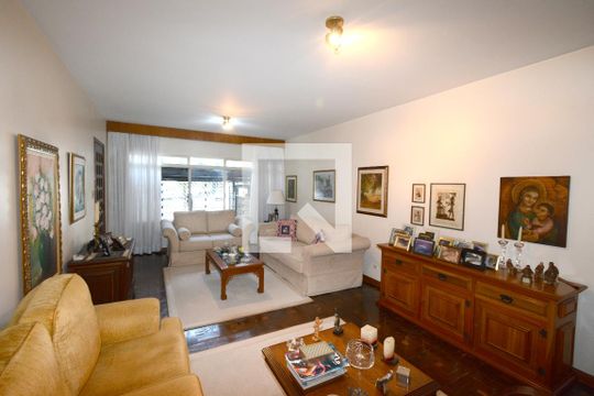 Sala de casa à venda com 4 quartos, 180m² em Jardim Umuarama, São Paulo