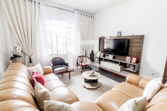 Casa à venda com 3 quartos, 272m² em Vila Valparaiso, Santo André