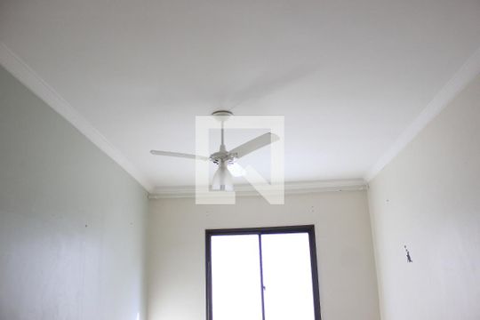 Sala de apartamento para alugar com 2 quartos, 56m² em Picanço, Guarulhos