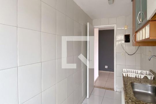 Cozinha de apartamento à venda com 2 quartos, 40m² em Fonseca, Niterói