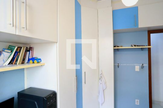Quarto de apartamento à venda com 2 quartos, 100m² em Sagrada Família, Belo Horizonte