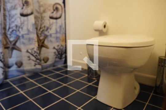 Banheiro de apartamento para alugar com 1 quarto, 60m² em Cerqueira César, São Paulo