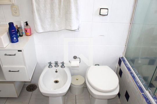 Banheiro da Suíte de apartamento à venda com 2 quartos, 90m² em Pompeia, São Paulo