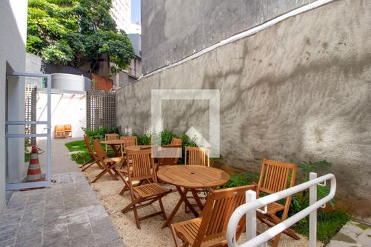 Área externa de apartamento para alugar com 1 quarto, 25m² em Vila Buarque, São Paulo