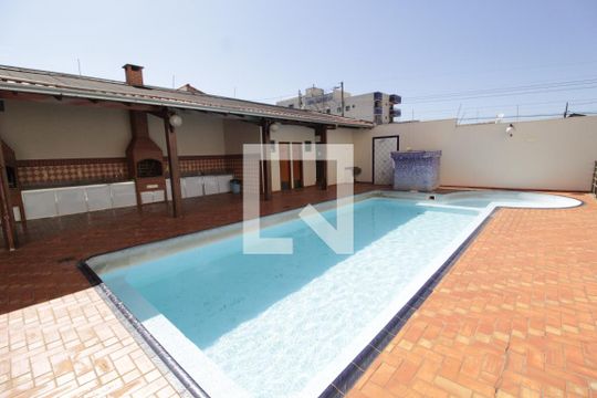 Área comum - Piscina de apartamento para alugar com 4 quartos, 296m² em Brasil, Uberlândia