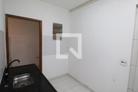 Cozinha  de casa à venda com 8 quartos, 301m² em Engenho de Dentro, Rio de Janeiro