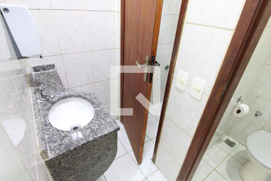 Banheiro de casa à venda com 8 quartos, 301m² em Engenho de Dentro, Rio de Janeiro