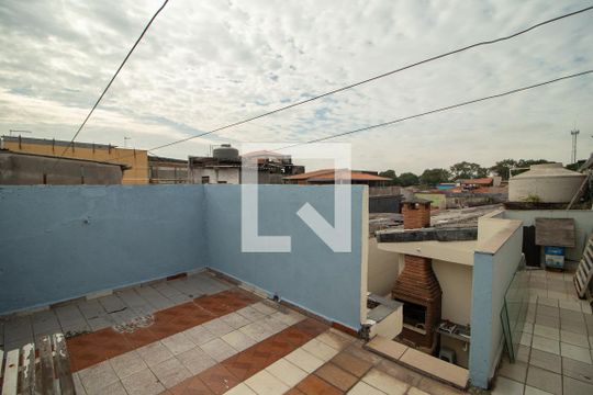 Quintal de casa à venda com 4 quartos, 200m² em Jardim Brasil (zona Norte), São Paulo