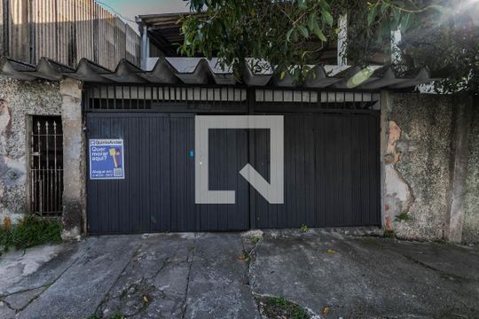 Plaquinha - Fachada de casa para alugar com 3 quartos, 300m² em Vila Nova Cintra, Mogi das Cruzes