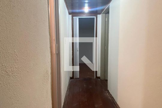 Corredor - Quartos de apartamento à venda com 2 quartos, 55m² em Jardim Itu, Porto Alegre
