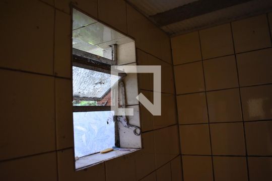 Banheiro de casa para alugar com 3 quartos, 100m² em Guabirotuba, Curitiba