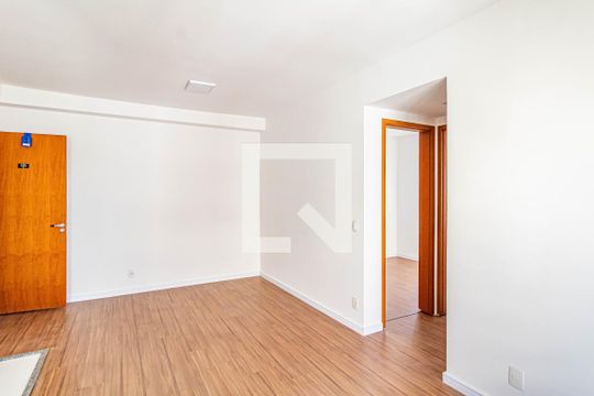 Sala de apartamento para alugar com 2 quartos, 47m² em Jardim Boa Vista (zona Oeste), Osasco