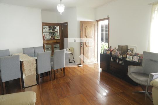 Sala de casa à venda com 5 quartos, 330m² em Mirandópolis, São Paulo