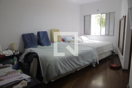 Suíte de casa à venda com 5 quartos, 330m² em Mirandópolis, São Paulo