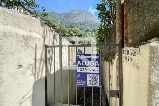 Fachada e Placa de apartamento à venda com 1 quarto, 35m² em Alto da Boa Vista, Rio de Janeiro