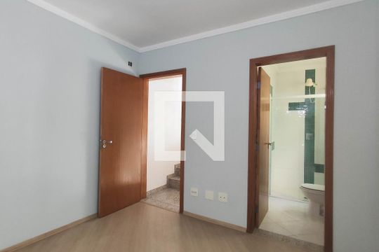 Suite 1 de casa para alugar com 4 quartos, 216m² em Centro, Santo André