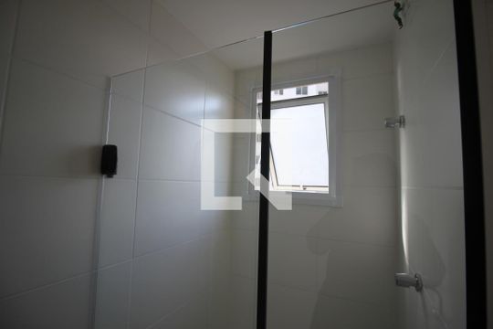 Banheiro de apartamento à venda com 1 quarto, 32m² em Socorro, São Paulo