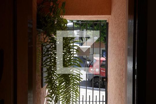 Entrada de casa à venda com 2 quartos, 90m² em Vila Monumento, São Paulo