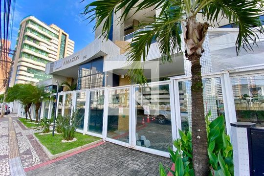 Fachada de apartamento para alugar com 1 quarto, 74m² em Pituba, Salvador