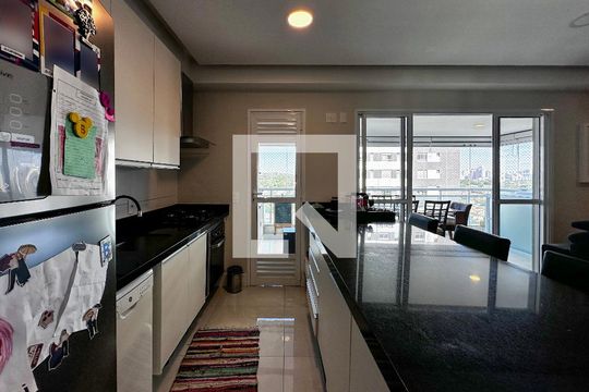 Cozinha de apartamento à venda com 3 quartos, 108m² em Brooklin Paulista, São Paulo