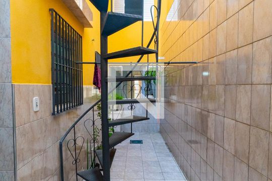 Quintal de casa à venda com 4 quartos, 183m² em Vila Guarani (zona Sul), São Paulo